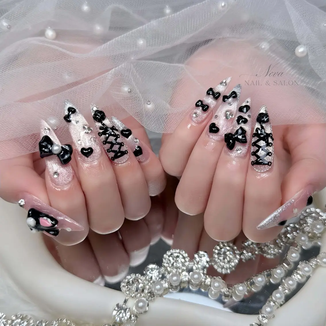 ネイル 桜ネイル フラワーネイル ジェルネイル ガーリー ハート ハンドネイル ハンドケア Nova Nail Nambaのネイルデザイン