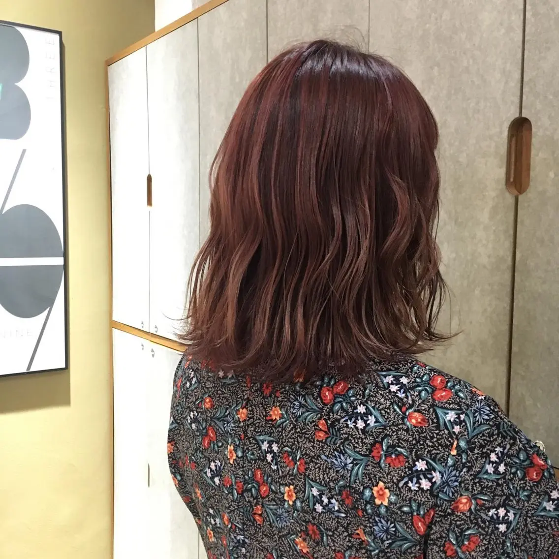 ミディアム 相川 愛実のヘアスタイル