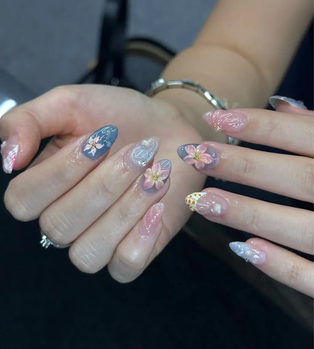 ネイル Iconic Nailのネイルデザイン