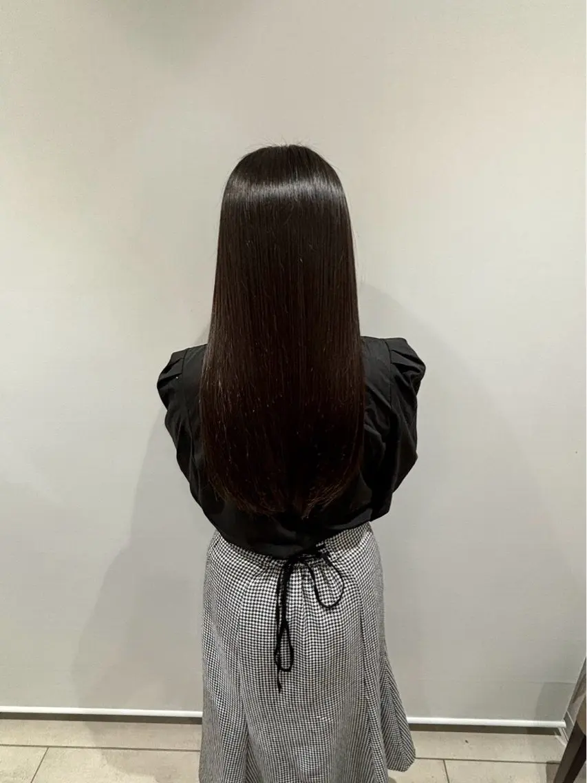 美髪矯正➕4ステップトリートメントの写真