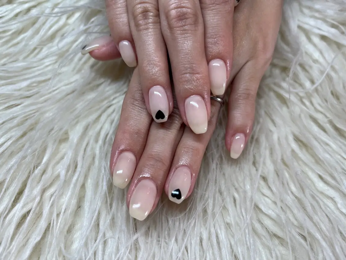 ネイル ハート ワンカラーネイル Nail salon LuaRのネイルデザイン