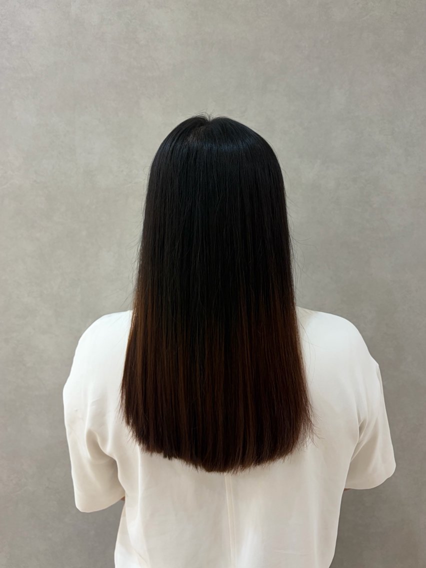 ロング 齋藤 愛未のヘアスタイル