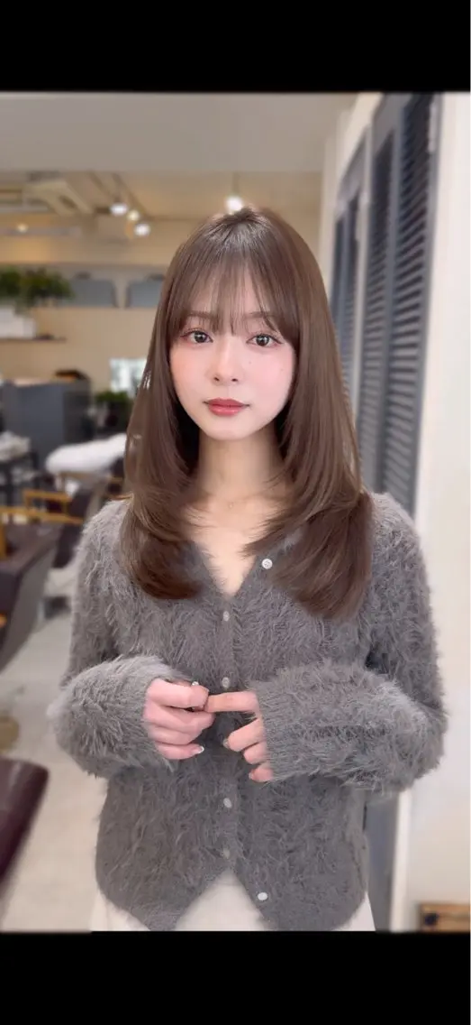 セミロング ヘアカラー 🌻似合わせレイヤー ／骨格補正カット🍀のヘアスタイル