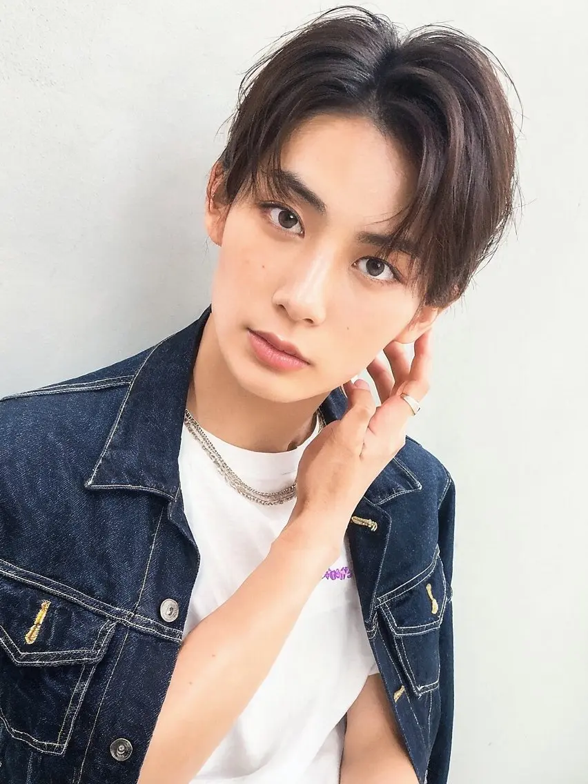 メンズ カット パーマ 岸本 一誠のヘアスタイル