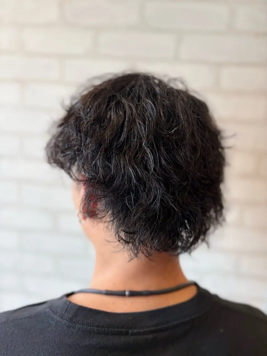 パーマ メンズ 秋葉 万柚子のヘアスタイル