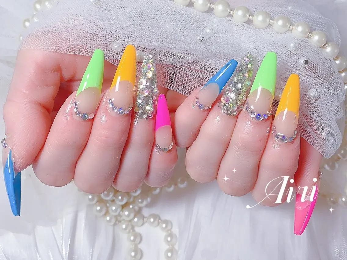 ネイル ネイルサロンAiri 長さ出し·シンプルのネイルデザイン