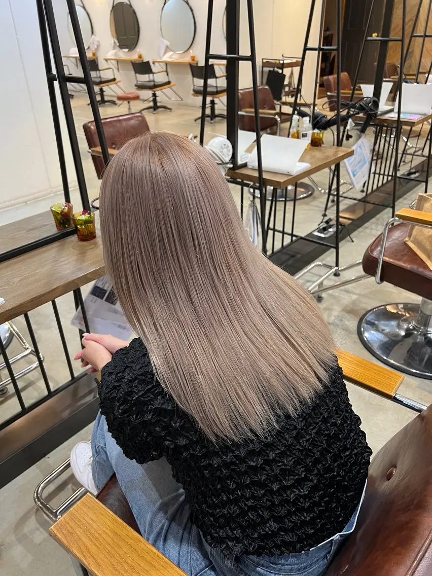 カラー ブリーチ beleefric 🩵チセのヘアスタイル
