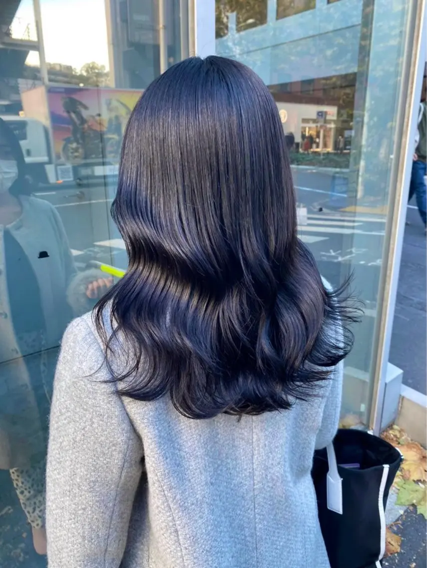 ロング カラー パーマ ヘアアレンジ カット ヘアカラー トリートメント 透明感ブリーチカラー 🌈TOMOHIROのヘアスタイル