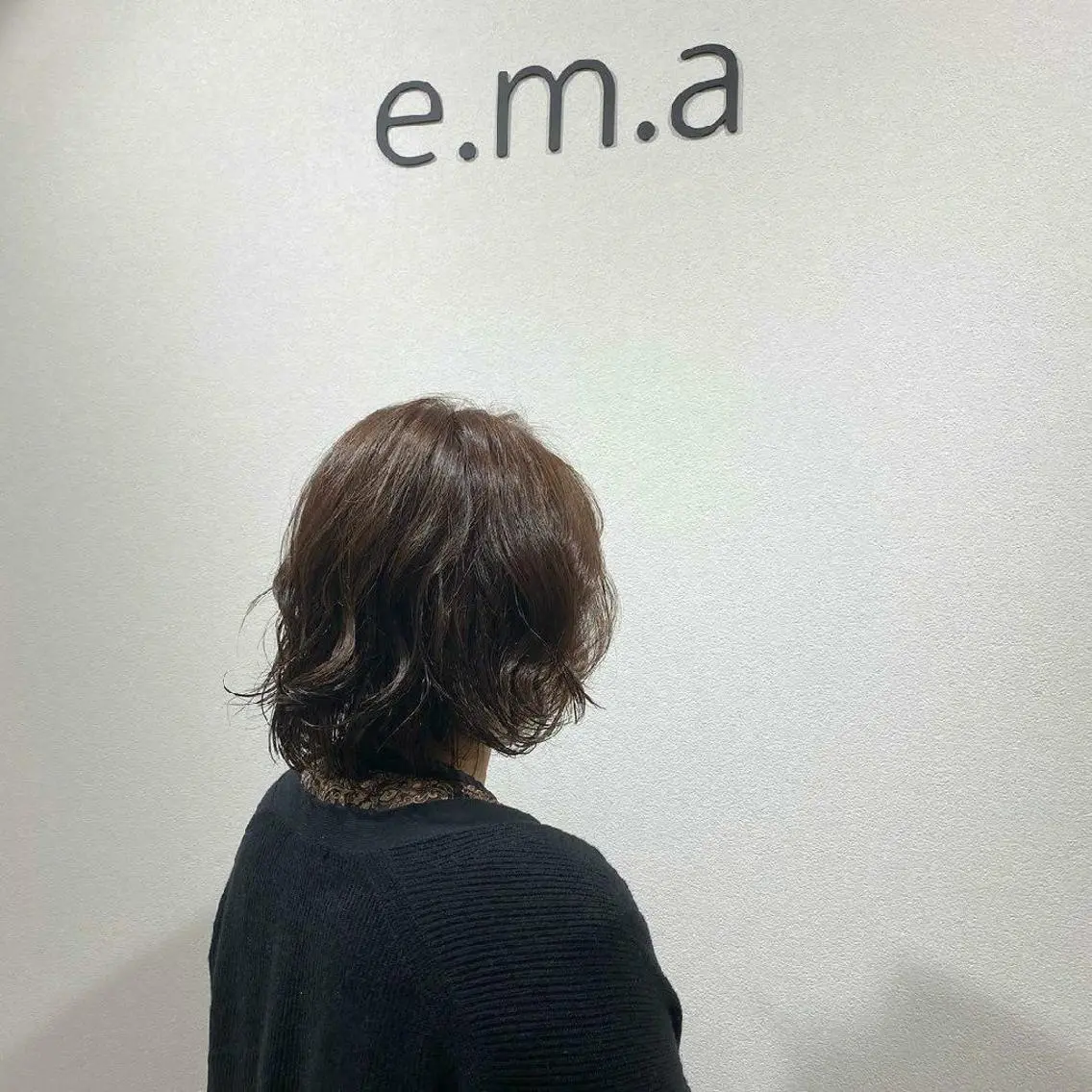 ミディアム カラー グレージュ ボブ 美谷添（ミヤゾエ） まどか大人ヘアサロンのヘアスタイル