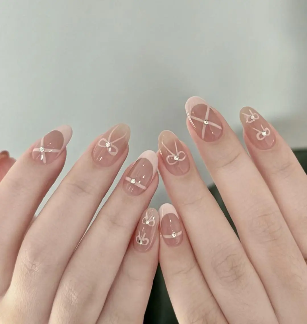 ネイル ハンドネイル ハンドケア 🍑 momo_nailのネイルデザイン