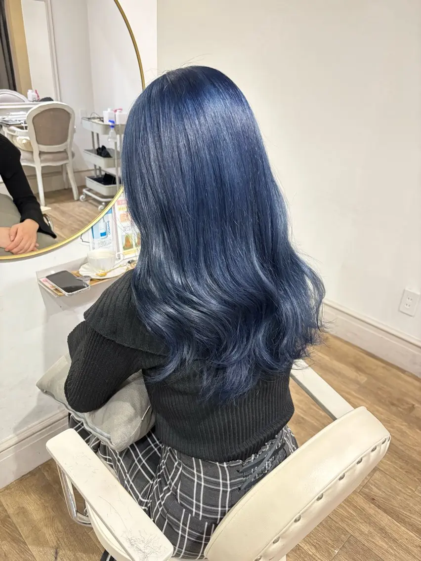 ロング カラー ヘアカラー トリートメント Risa🐈⬛/ グレージュ/透明感のヘアスタイル
