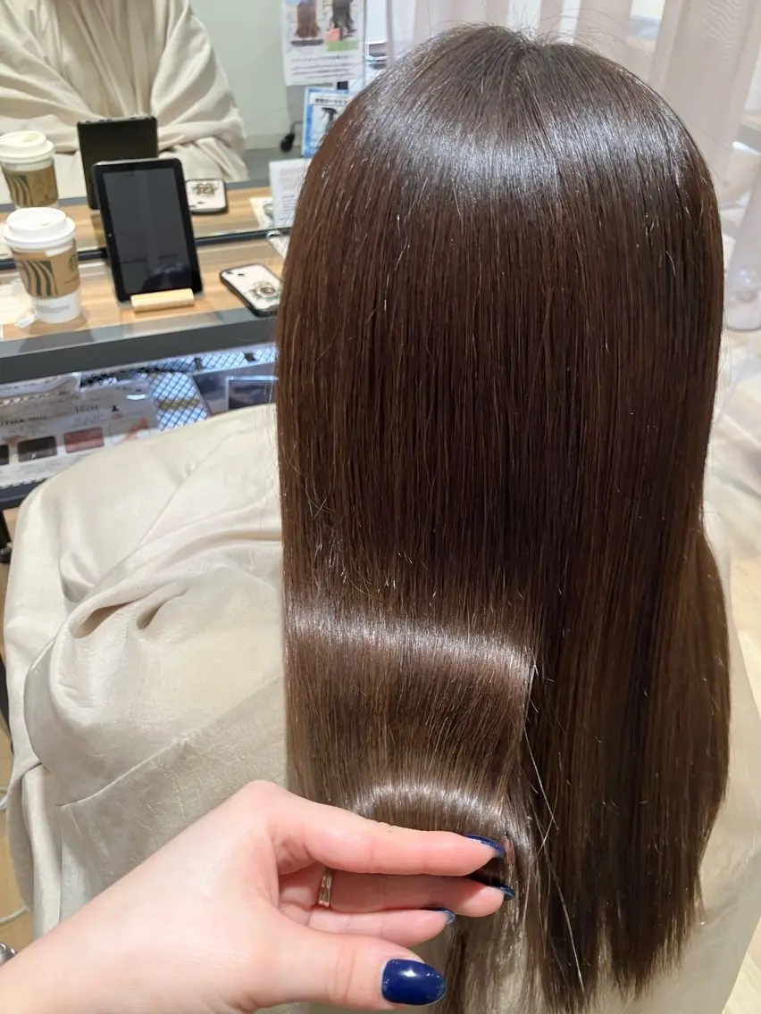 セミロング 横山 麻衣子のヘアスタイル