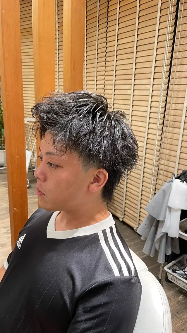 ショート メンズ 椿 大輔のヘアスタイル
