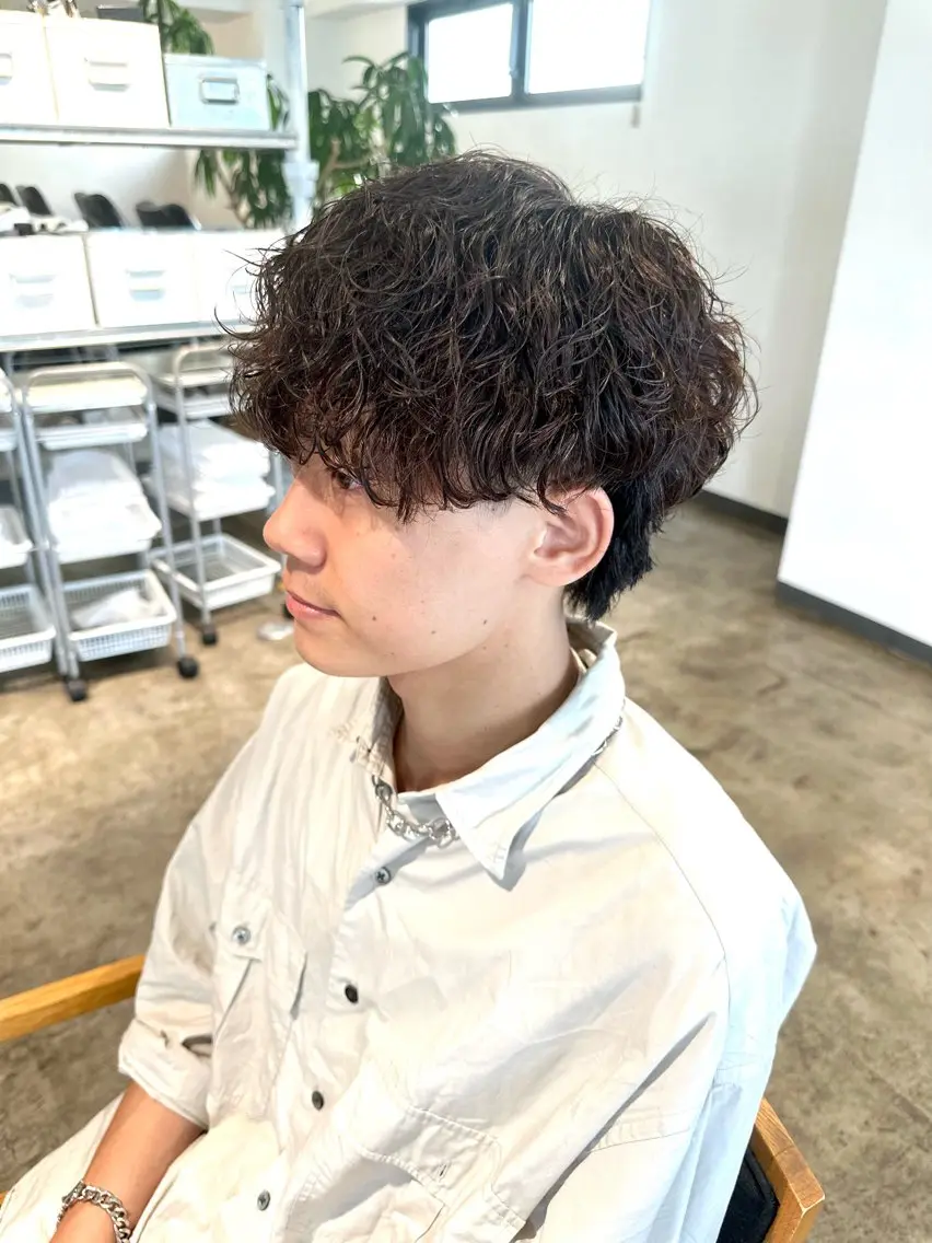 メンズ マッシュ メンズパーマ メンズツイストパーマ 波巻きパーマ ツイストパーマ カット パーマ トリートメント 骨格補正施術/メンズ 専門美容師/YUYAのヘアスタイル