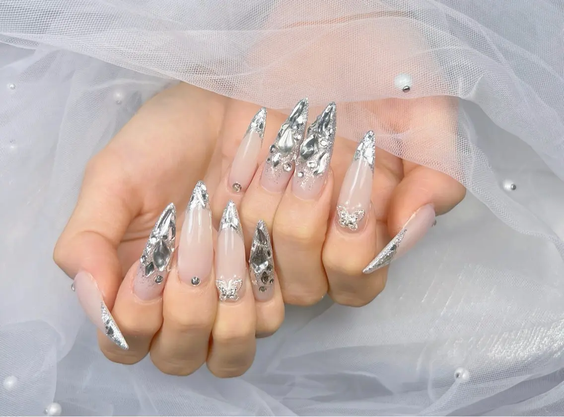 ネイル アートネイル オーロラネイル チークネイル 長さ出し フットネイル Miya _nailのネイルデザイン