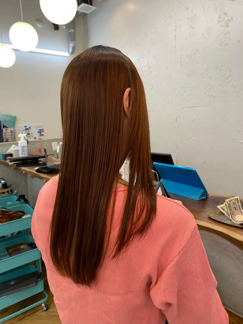 カット+ストレートの写真