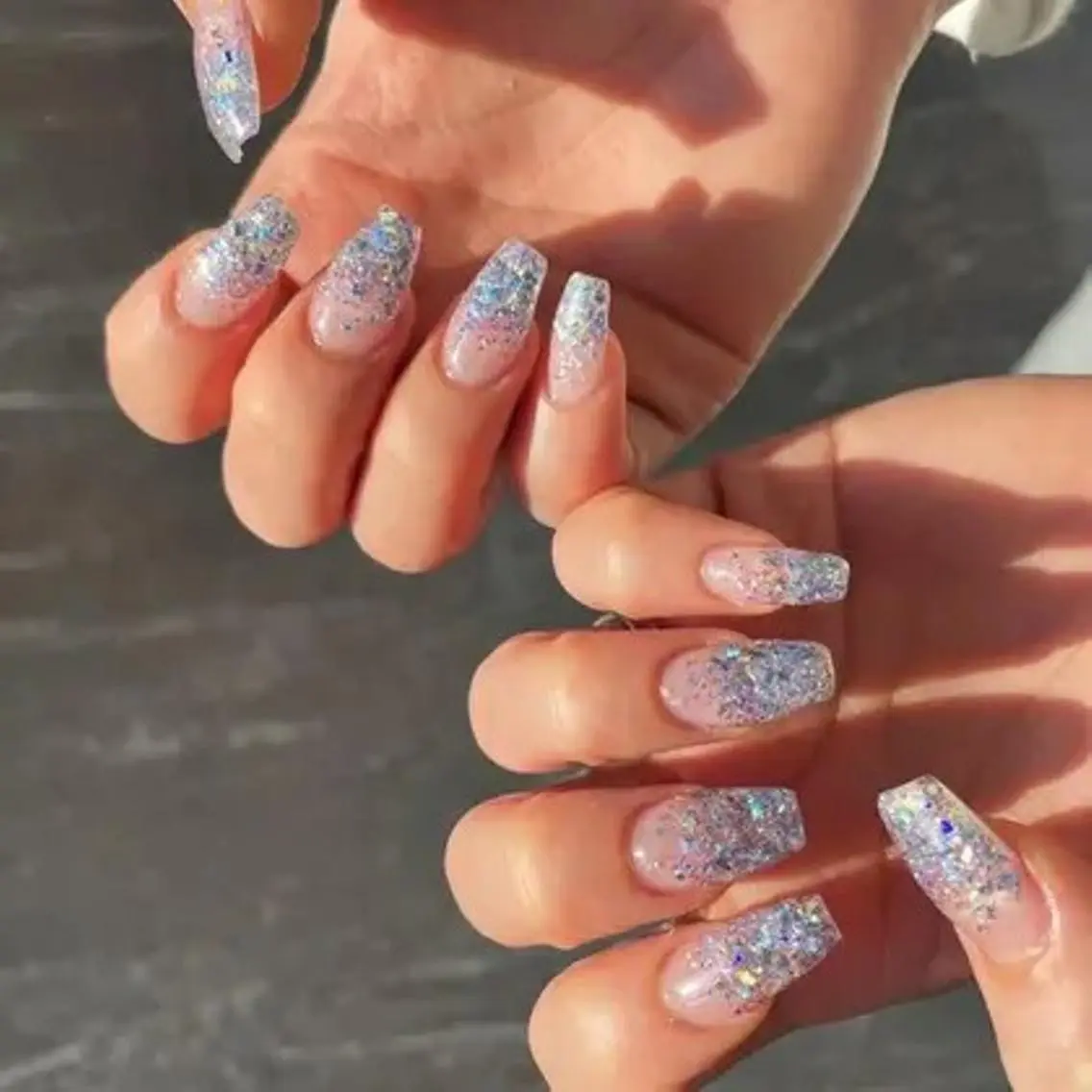 (オフなし)【モデル様募集】HAND.💅🏻ラメグラデーションネイル🎀技術向上のため研修ネイリストが担当!の写真