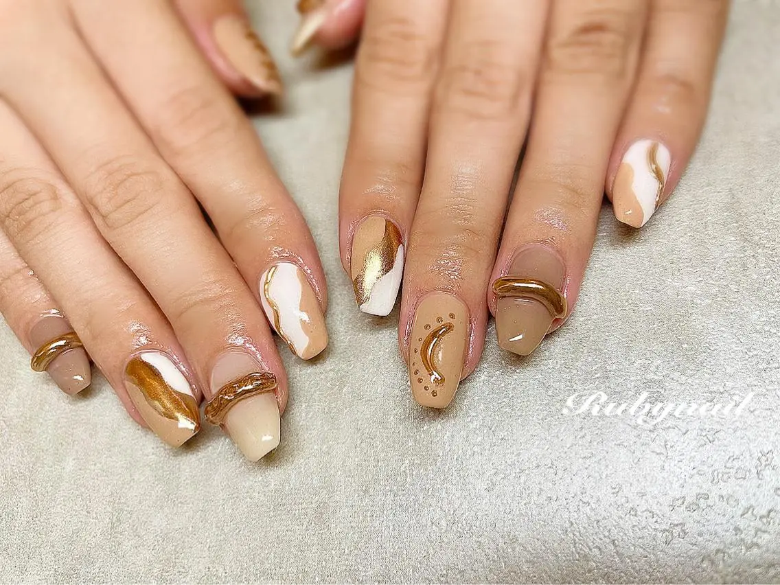ネイル ミラーネイル プライベートサロン Rubynailのネイルデザイン