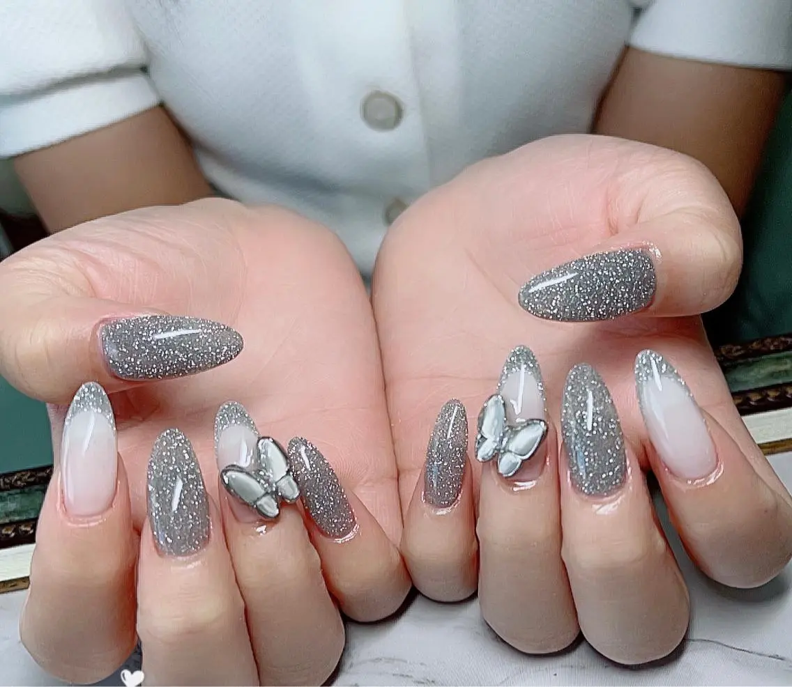 ネイル FLY Nail Salonのネイルデザイン