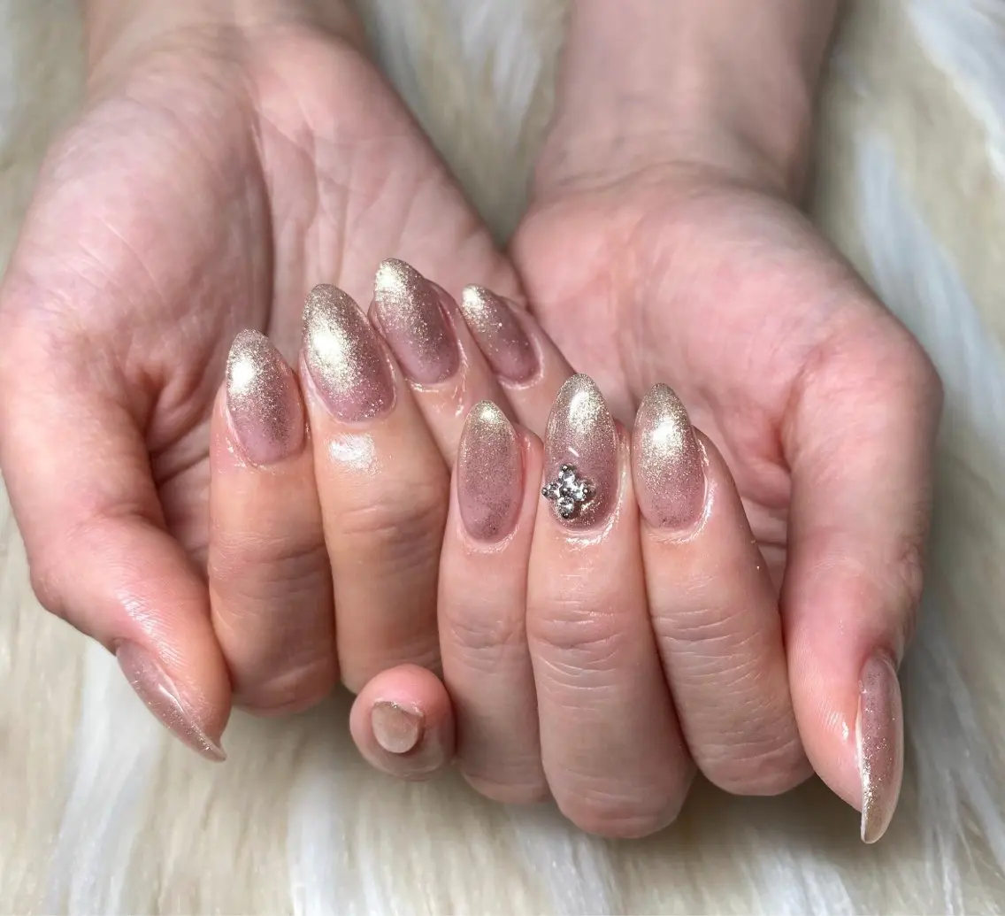 ネイル 長さ出し フラッシュネイル フレンチネイル ジェルネイル グラデーション ハンドネイル Nail&eye Belire 新宿のネイルデザイン