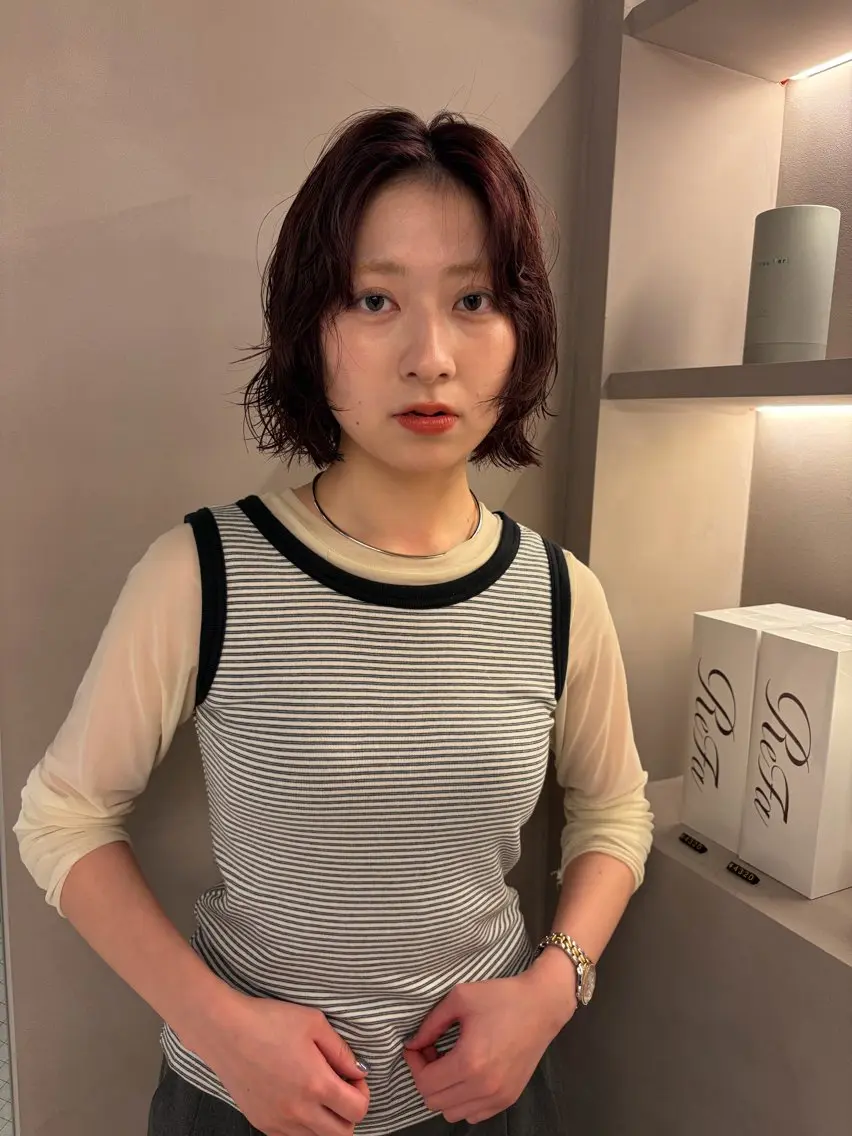 ショート カット パーマ ハイトーンカラー🧺 mahoroのヘアスタイル