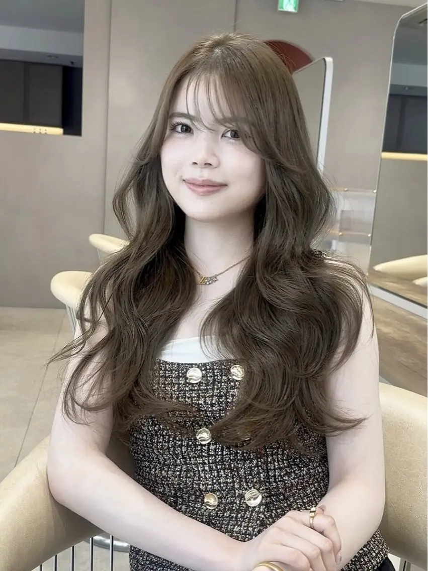 ロング カット ヘアカラー トリートメント 成田 流風のヘアスタイル