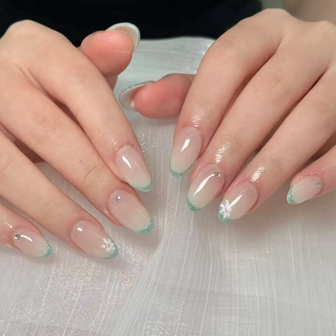 ネイル ハンドネイル Amori kanaのネイルデザイン