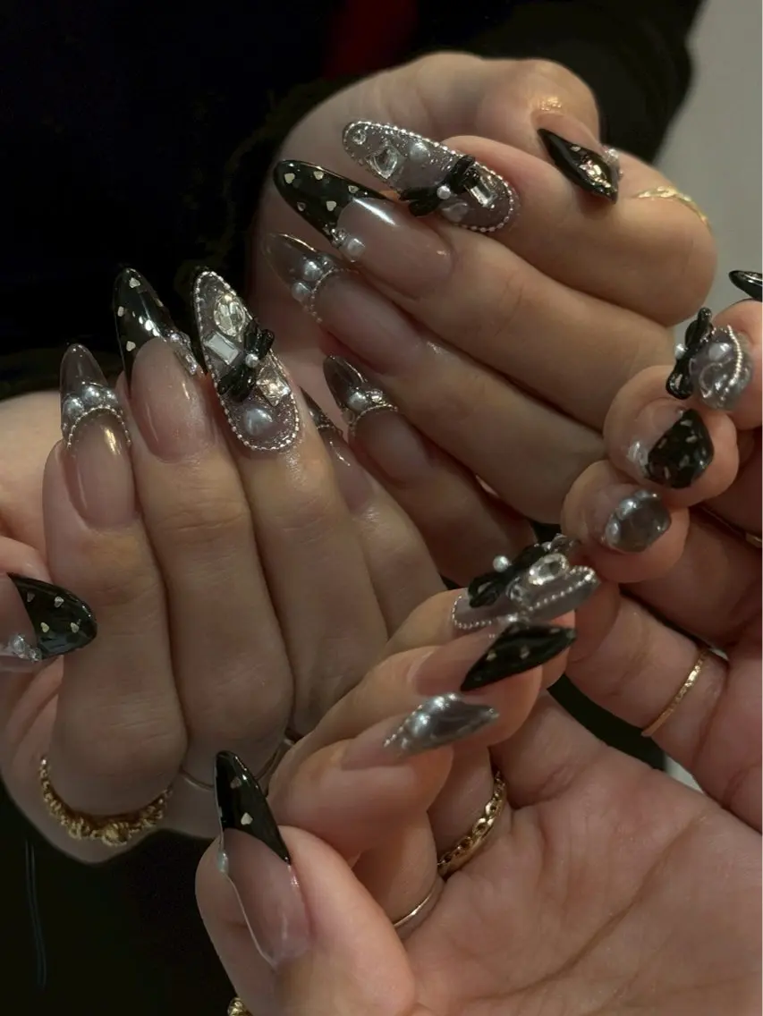 ネイル M-crystal 高比良のネイルデザイン