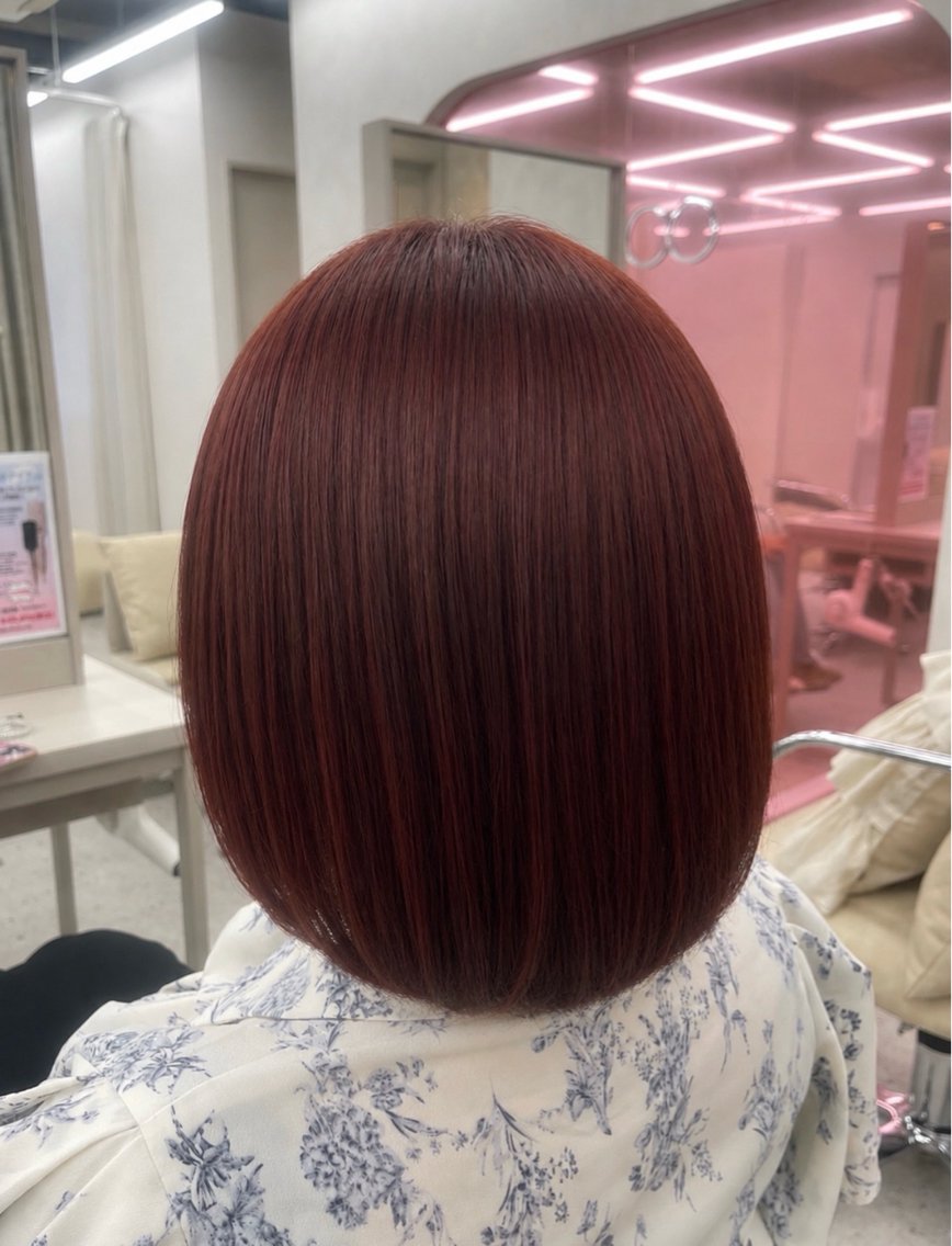 ショート カラー ピンクカラー レッドカラー ヘアカラー トリートメント COCO reiのヘアスタイル