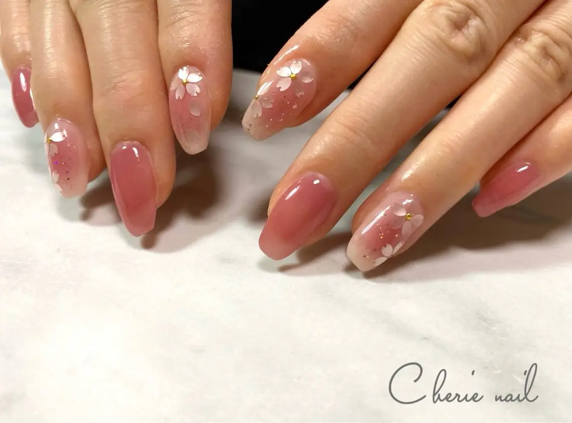 ネイル チークネイル 桜ネイル フラワーネイル ジェルネイル ピンク ハンドネイル Cherienail yunaのネイルデザイン