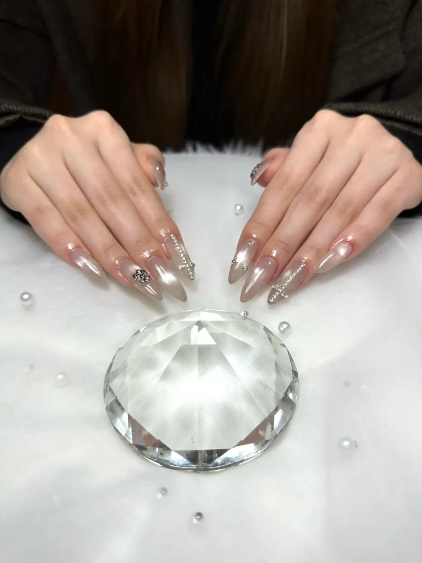 ネイル マグネットネイル pikarin nailsのネイルデザイン