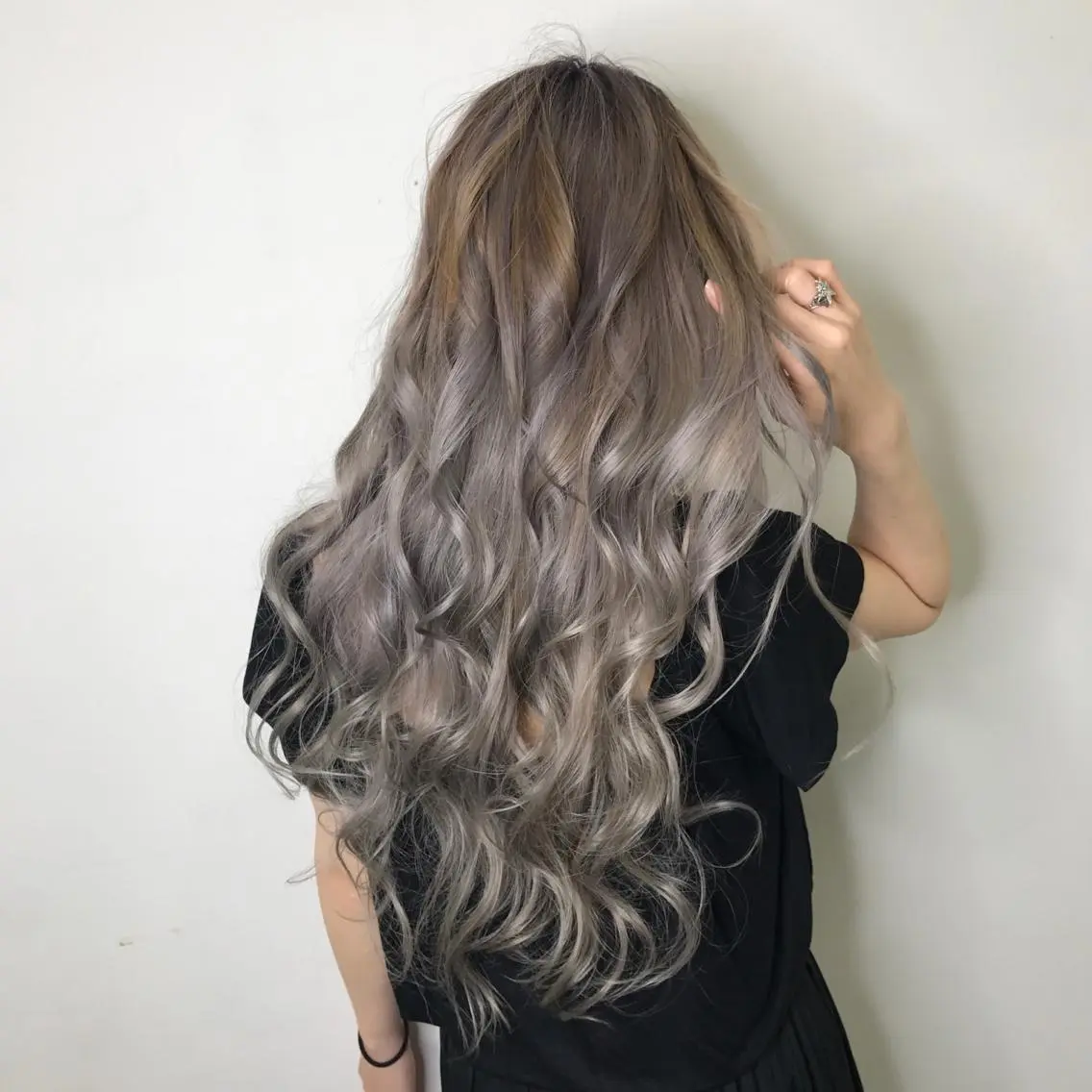 ロング 髪質改善 Daisukiのヘアスタイル