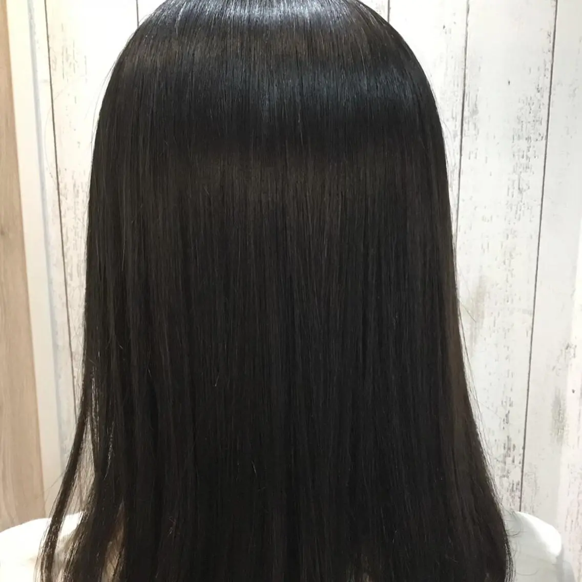 セミロング カラー パーマ 金崎 新吾のヘアスタイル