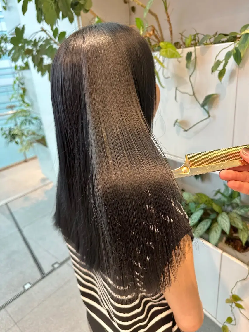ミディアム カット 縮毛矯正 トリートメント 東北No.1完全個室 💐梶谷社長のヘアスタイル