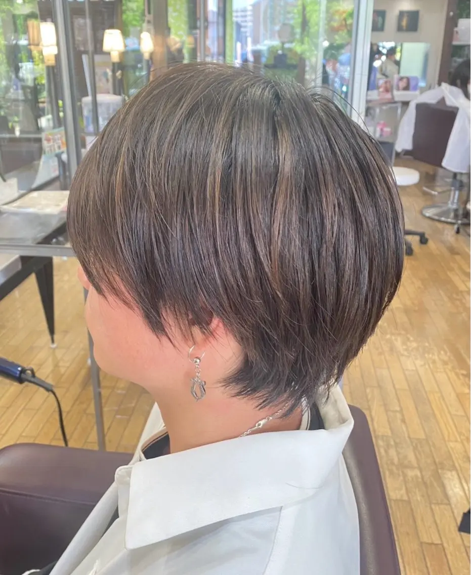 ショート メンズ 百瀬 なつ美のヘアスタイル