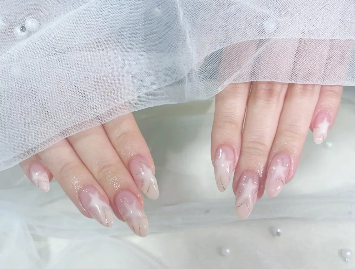 ネイル オーロラネイル クリアネイル フラッシュネイル ジェルネイル グラデーション ハンドネイル Amee Nail Salonのネイルデザイン