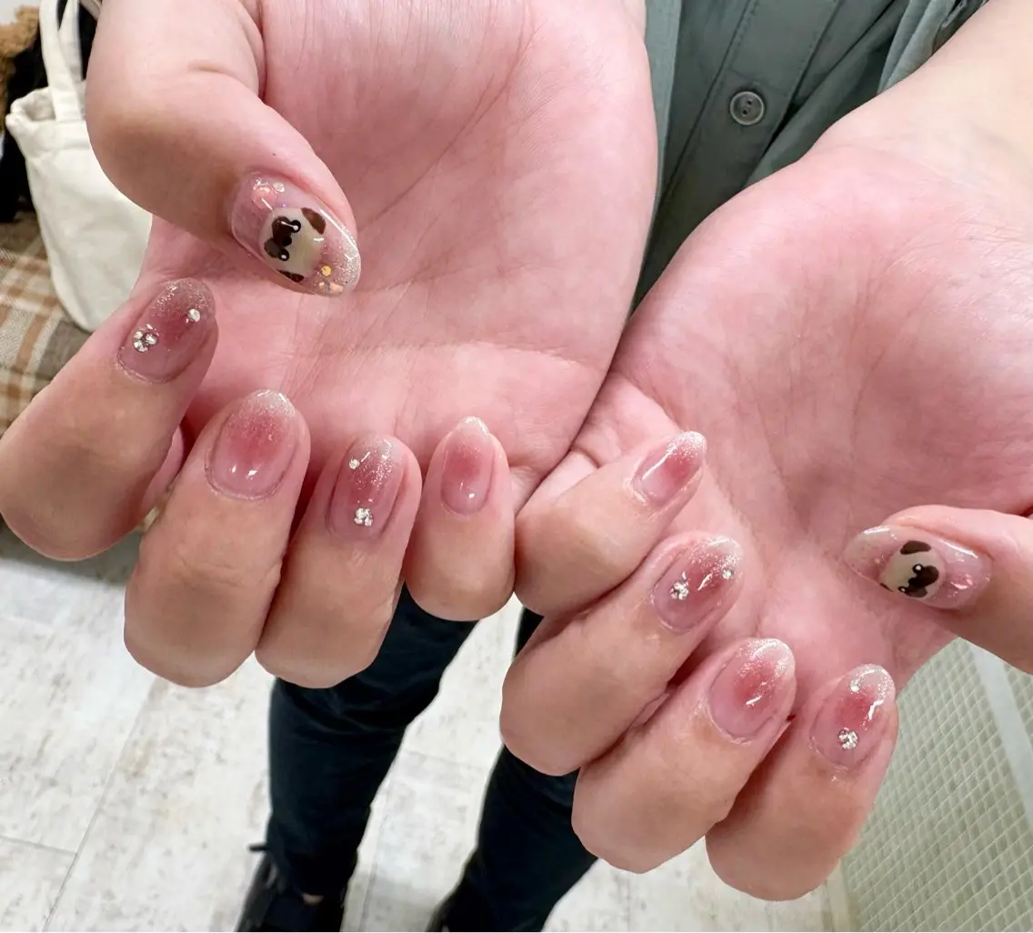 ネイル 持ち込み 吉田 里菜のネイルデザイン