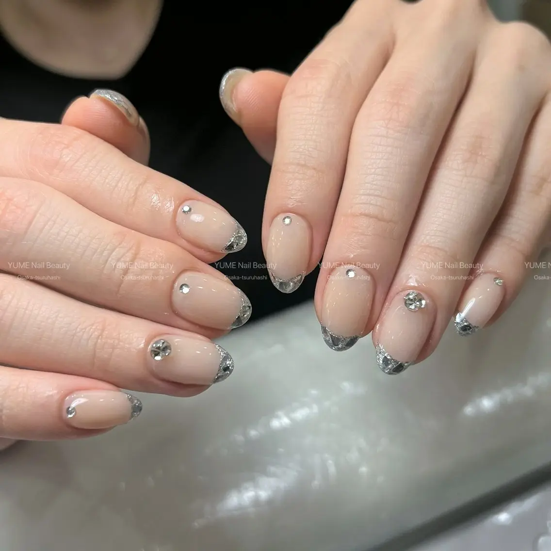 ミディアム ハンドネイル ガー NAILのネイルデザイン