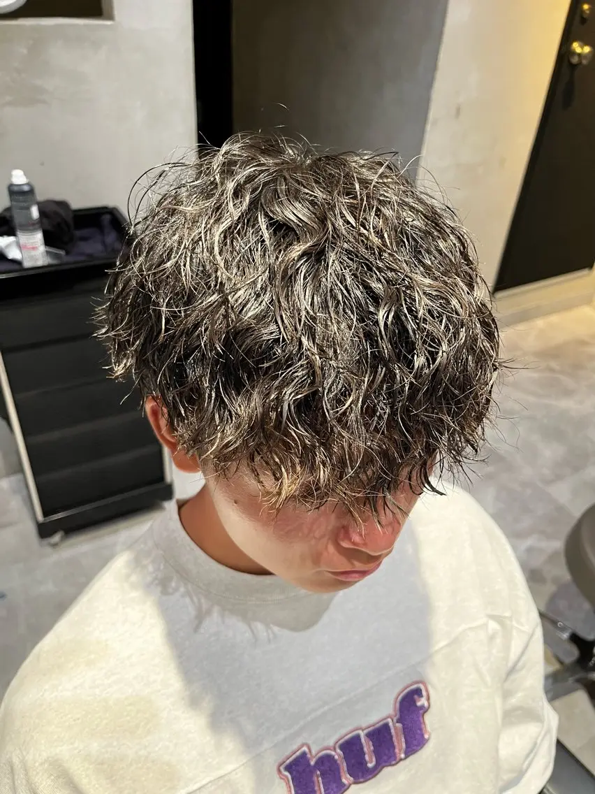 パーマ メンズ カット パーマ トリートメント ヘアセット メンズパーマ特化 店長望月謙二郎のヘアスタイル