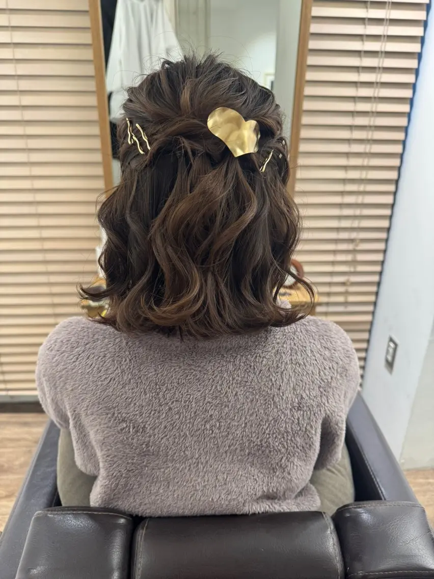 【❤️🔥爆速ヘアセット❤️🔥】巻き下ろし&ハーフアップ𝜗𝜚.⋆の写真
