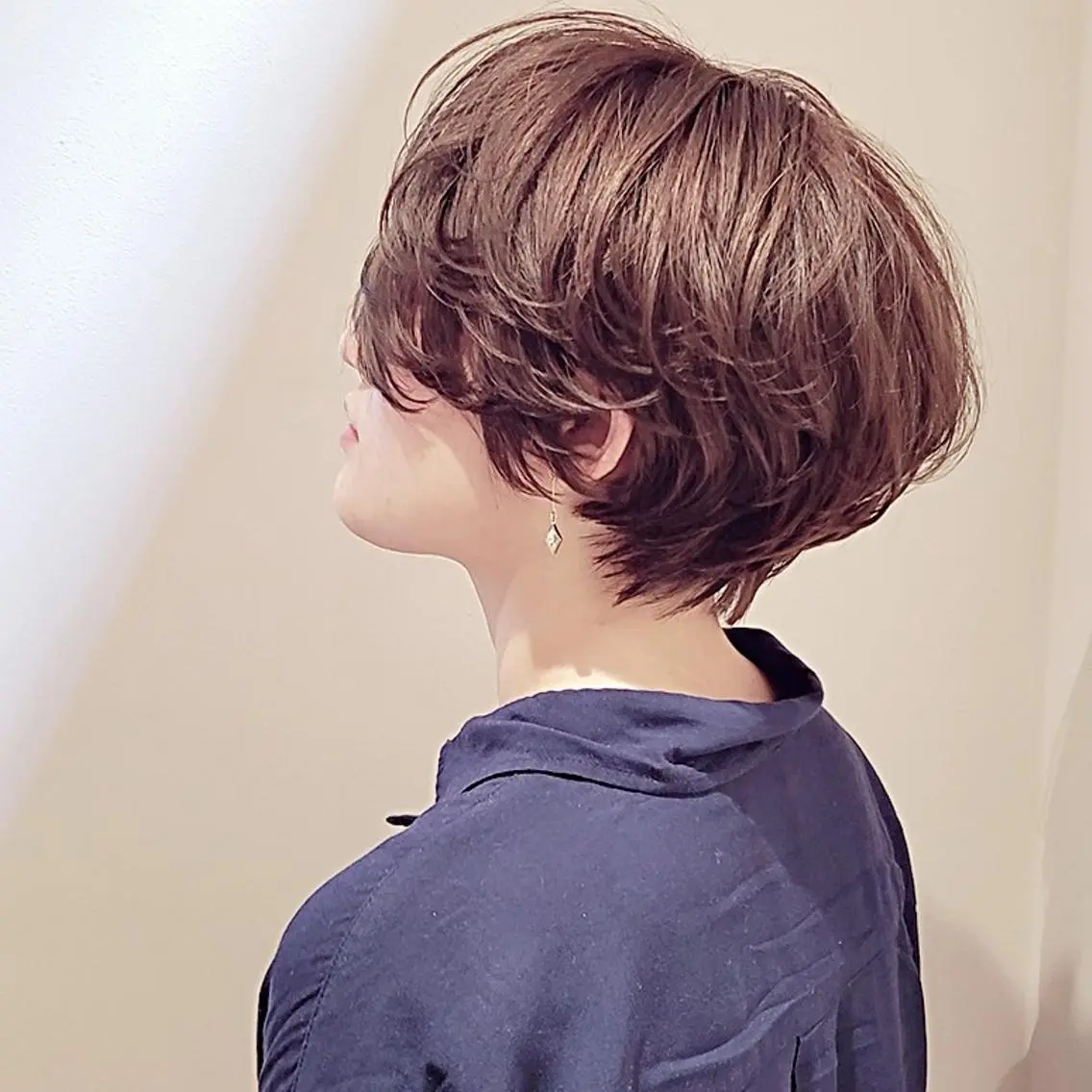 ショート 中高下 由真のヘアスタイル