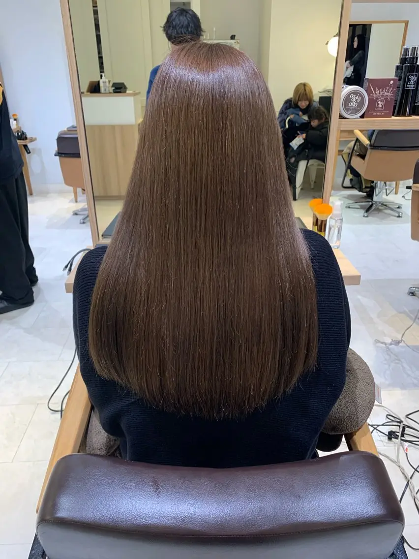 【クセが気になる方へ】 Premium艶髪ストレート+カット ¥ 19900の写真