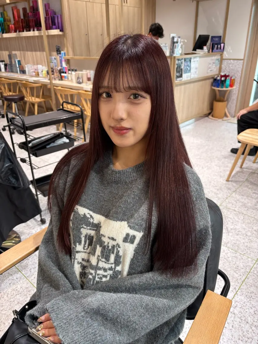 ロング カラー ダブルカラー イヤリングカラー ハイライトカラー ハイトーンカラー インナーカラー カット ヘアカラー 暖色カラー/ パリジェンヌ💟みくのヘアスタイル