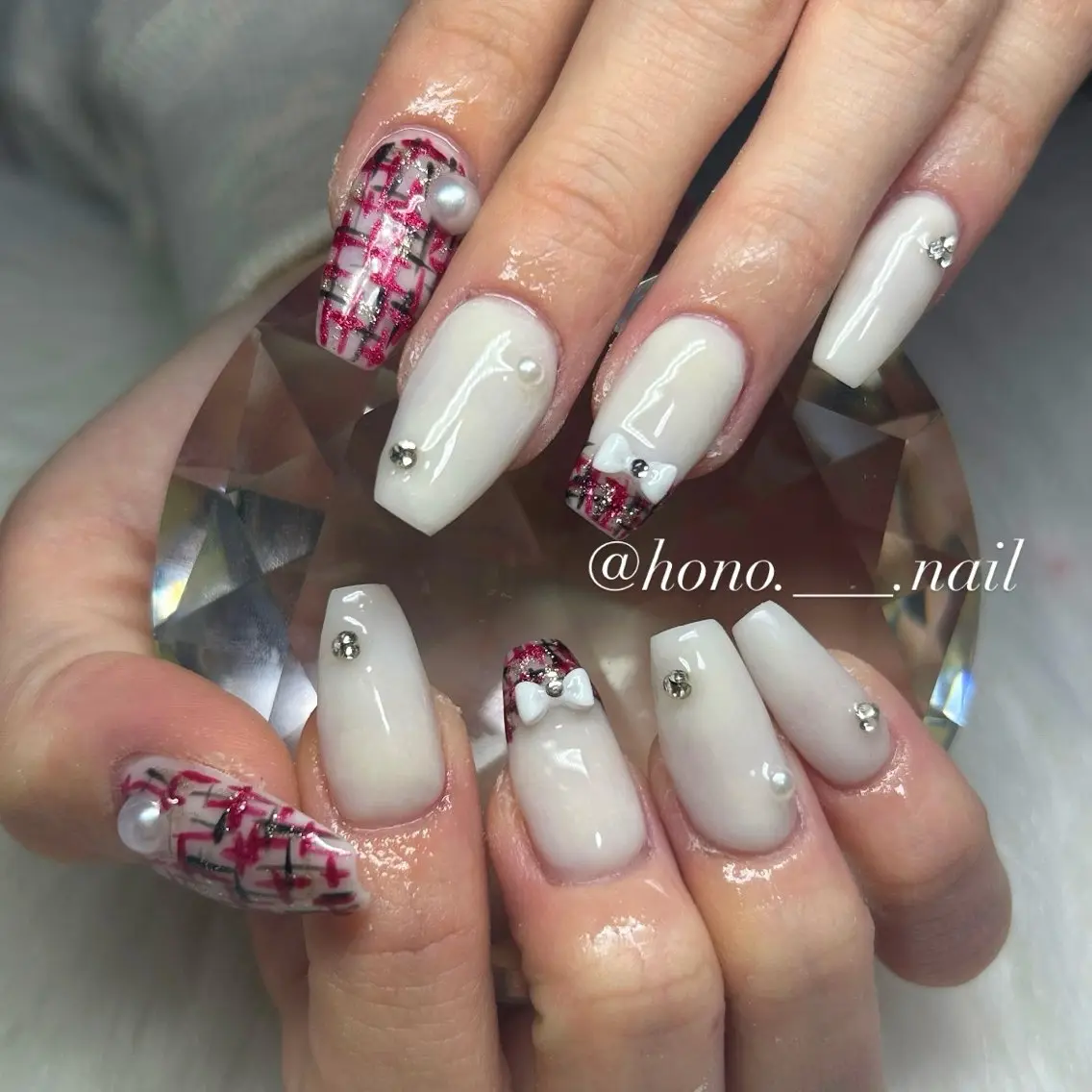 ネイル ハンドネイル NailSalo AriuMのネイルデザイン