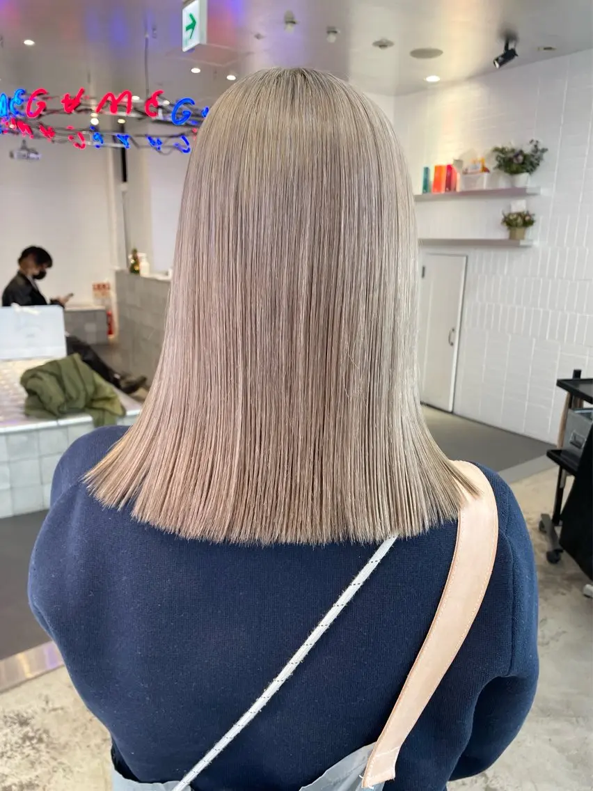 セミロング カラー ヘアカラー 🕊️🌿 透明感カラー/ひよりのヘアスタイル
