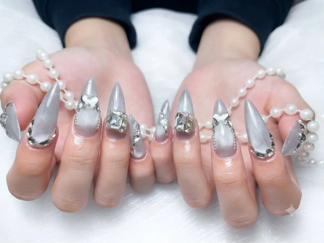 ネイル キラキラネイル ストーンネイル Michan Nailのネイルデザイン