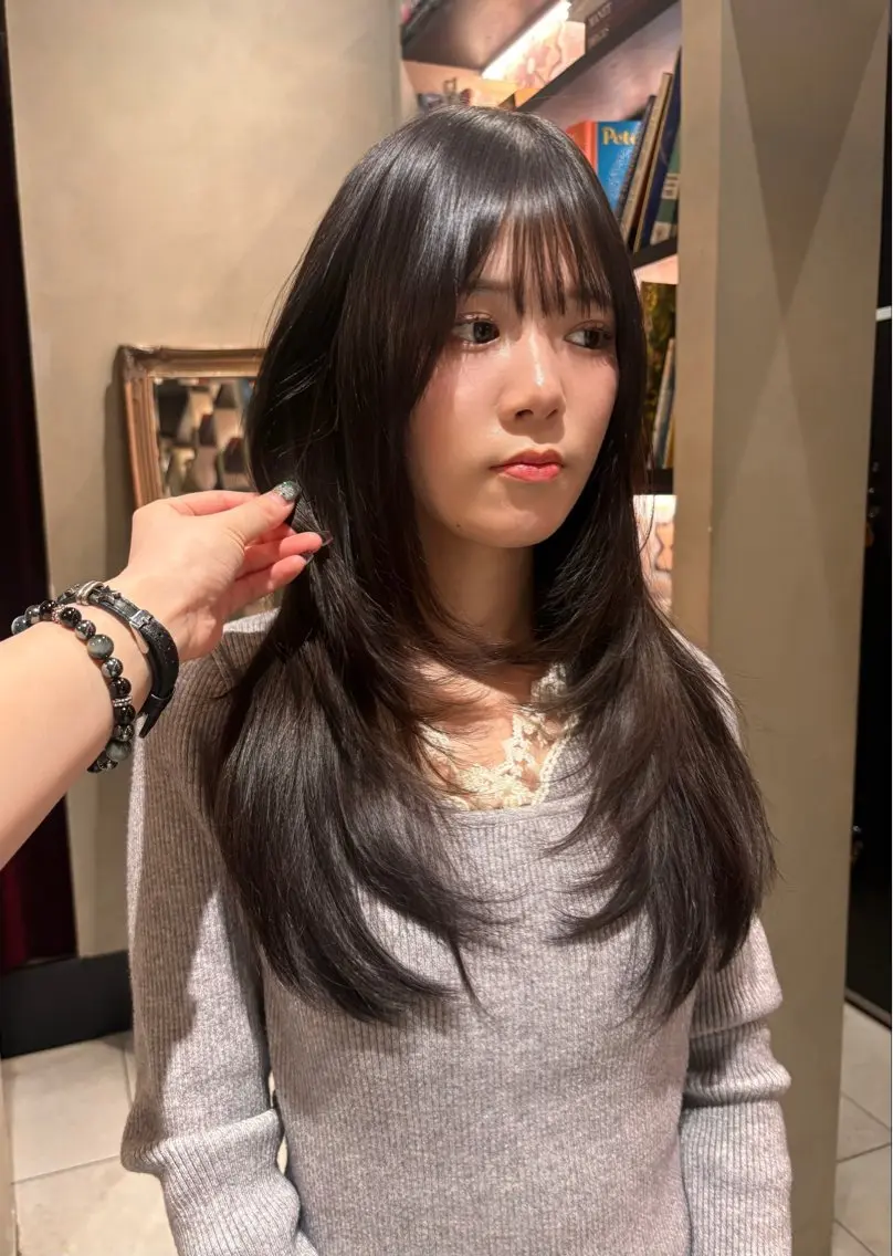 ロング カット ⠀ リコのヘアスタイル