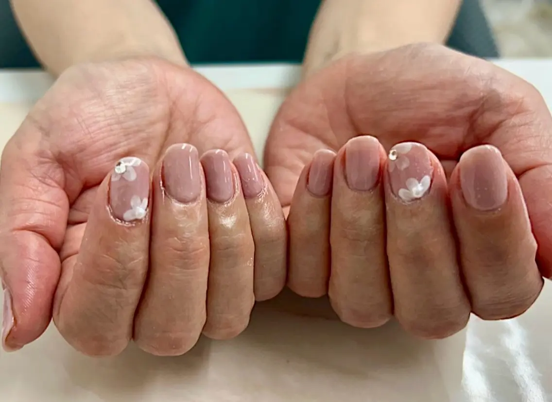 ネイル I.NAILS Nakayaのネイルデザイン