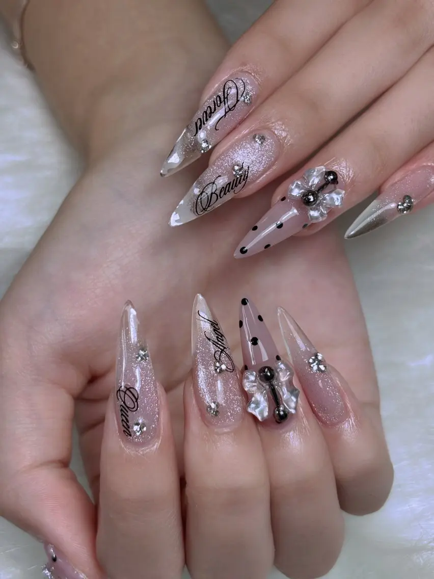 ネイル 長さ出し 韓国ネイル マグネットネイル スカルプネイル ネイルチップ ハンドネイル Sully Nail  Labのネイルデザイン