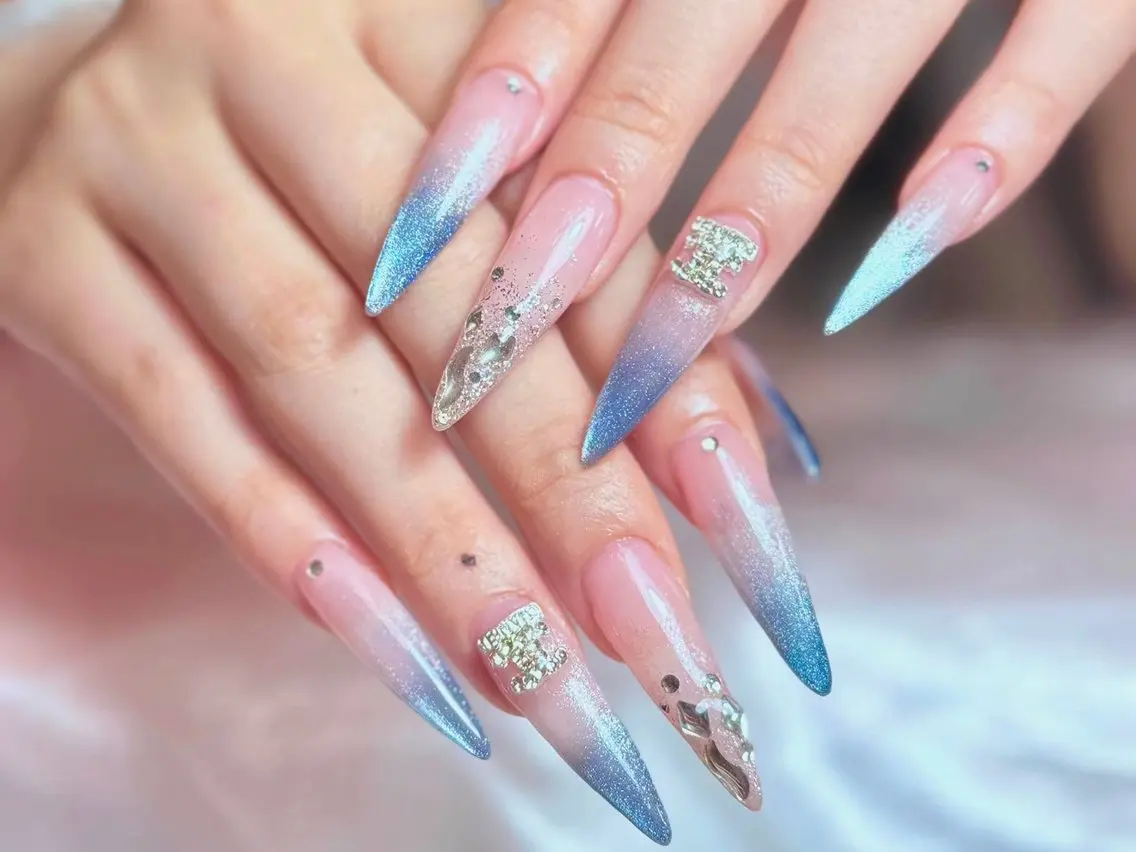 ネイル ハンドネイル hue nail1のネイルデザイン